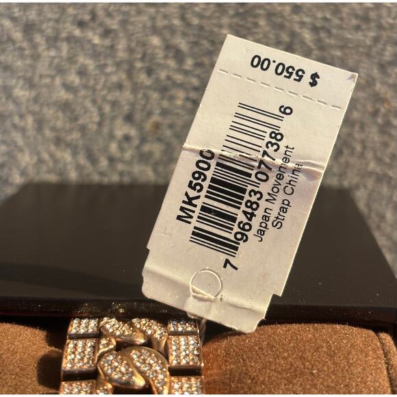 Michael Kors Watch MK5900 Oversized Rose Gold Pave Face and Band New NWT $550 - Picture 9 of 11